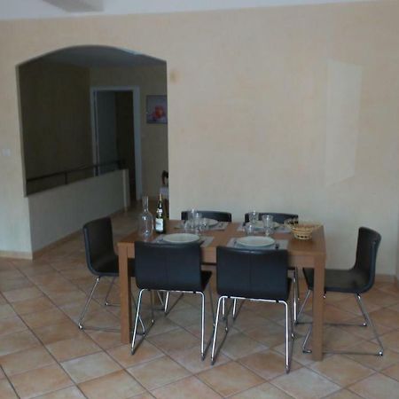 Spacieux Logement Face A La Cite Medievale Каркассон Экстерьер фото